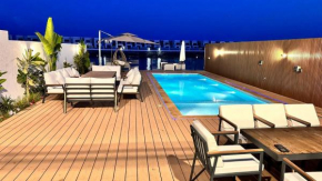 Luxury Villa sea view and free paddle boat - Al Dana Island Fujairah